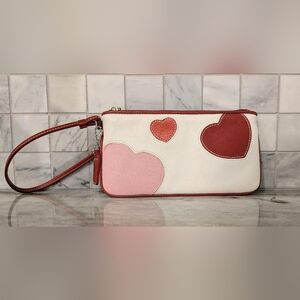 Heart Pattern Women's Clutch